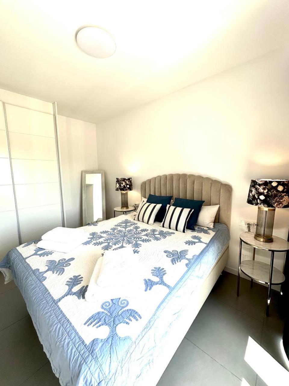 Luxury Apt With Seaview Roof Near The Beach Torre de la Horadada Exterior photo